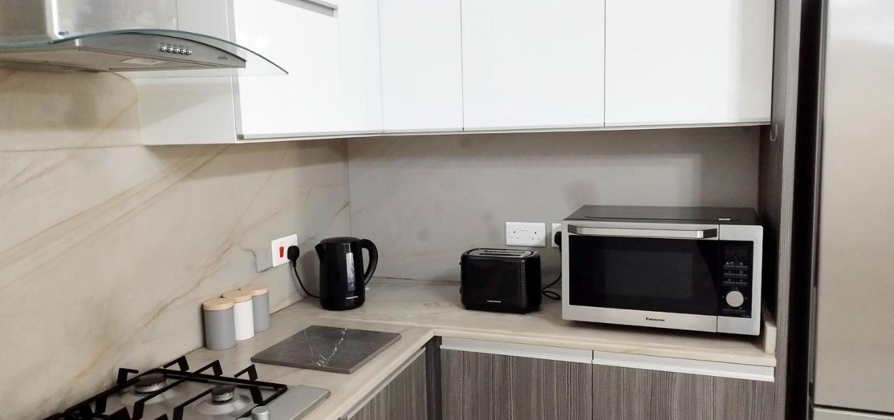 Large And Modern Apartment In The Centre Of Malta Моста Екстер'єр фото